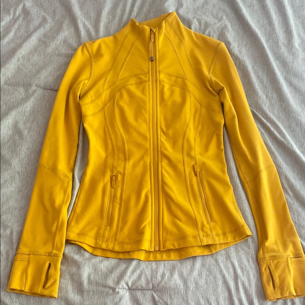 rare* LULULEMON yellow define jacket